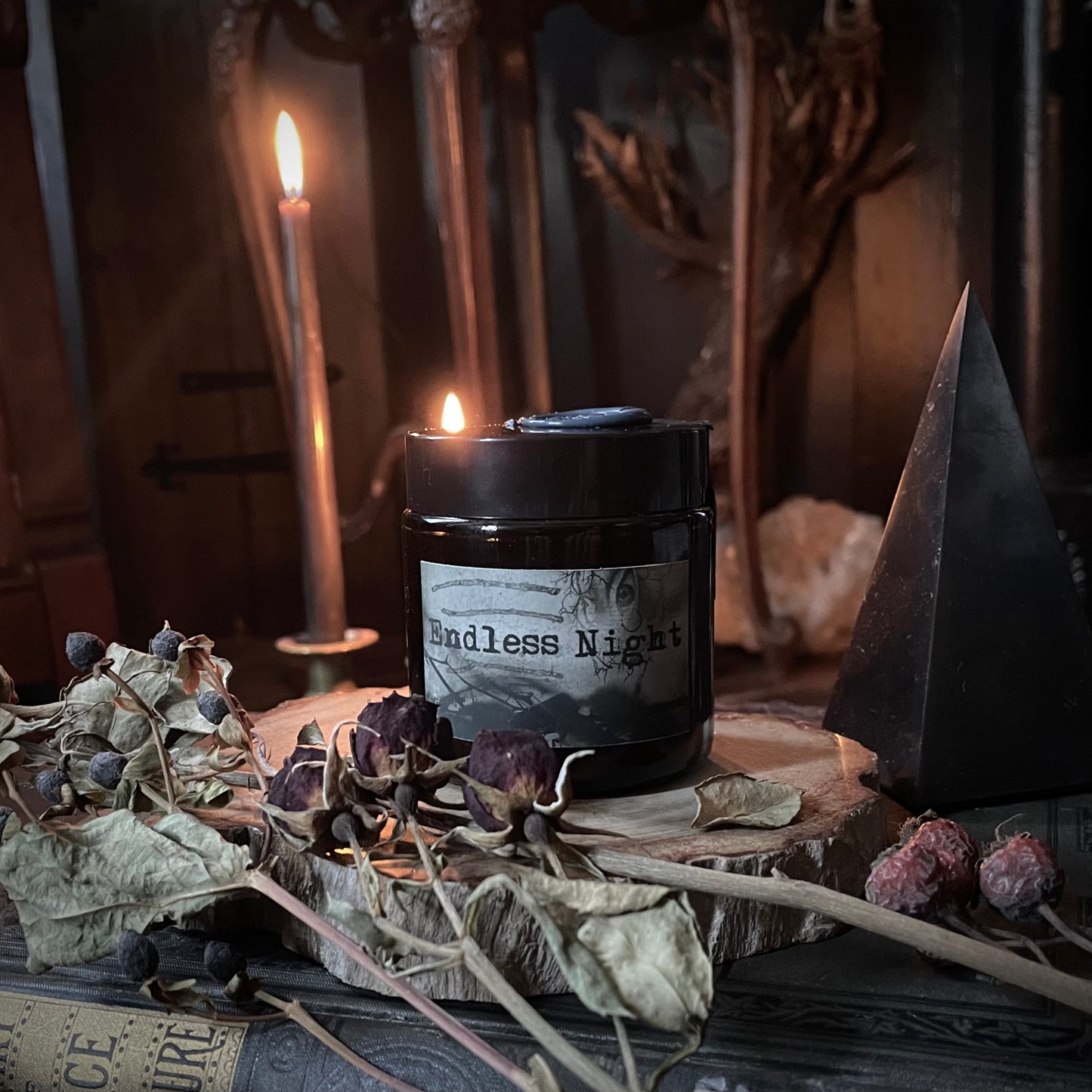 Endless Night: DUSK Candle